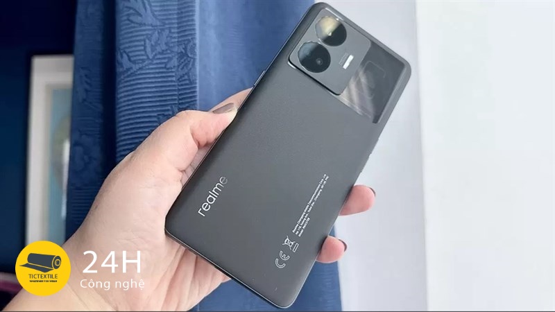 [MWC2023] realme GT3 ra mắt: Thiết kế trong suốt, sạc đầy pin chỉ trong 10 phút!